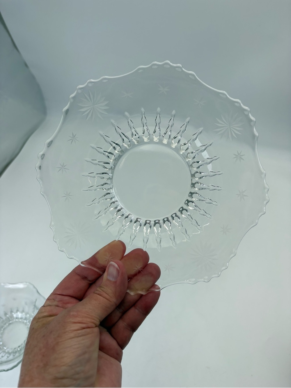Vintage Scalloped Serving Bowl and Plate with MCM Starburst Pattern - Picture 9 of 13